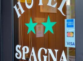 Hotel Spagna, hotel em Arona