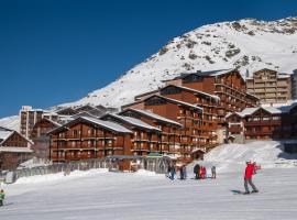 Le Cheval Blanc - Village Montana, ξενοδοχείο στο Val Thorens