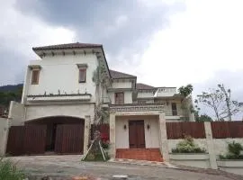 Villa Ayna Syariah