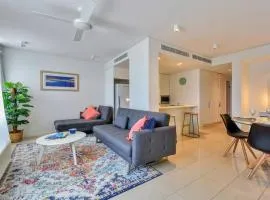 Darwin Waterfront Luxury Apartment