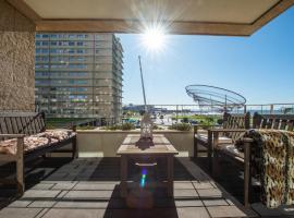 Apartament em condominio com Piscina, hotel di Matosinhos