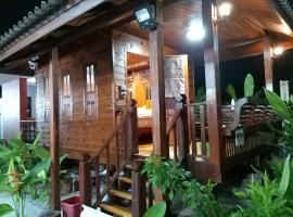 บ้านทะเลอิ่มเอม Bann Talay Im eimm, hôtel à Ban Pak Khlong Phe