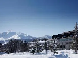 Urabandai Lake Resort Geihinkan Nekoma Rikyu