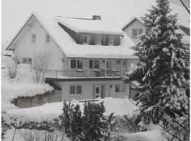 Ferienwohnungen Sonnenpfad, hotell i Schmallenberg