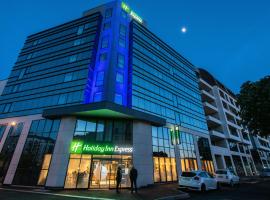 Holiday Inn Express - Rouen Centre - Rive Gauche, an IHG Hotel, hotel di Rouen