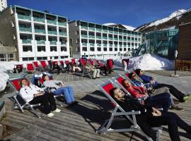 Teleo Vacanze - Villaggio Olimpico di Sestriere, apartment sa Sestriere