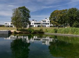 Golden Lakes Hotel, спа хотел в Boussu-lez-Walcourt