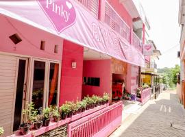 Pinky Guest House Batu, hotel u gradu 'Batu'