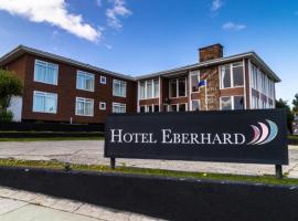 Hotel Capitán Eberhard, хотел в Пуерто Наталес