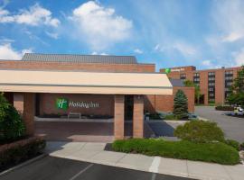 Holiday Inn Cincinnati Airport, an IHG Hotel, khách sạn ở Erlanger