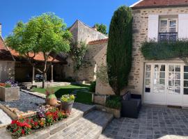 La Maison d'Emilie - Chambres d'hôtes, svečių namai mieste Chaumes-en-Brie