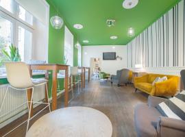 Dizzy Daisy Hostel – hotel w Krakowie