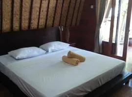 Gili Smile Bungalow