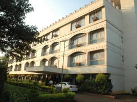 Hotel Sankam Residency, hotell i Belgaum