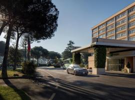 Holiday Inn Rome - Eur Parco Dei Medici, an IHG Hotel, hotel u Rimu