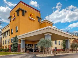 Comfort Suites South, khách sạn ở Elkhart