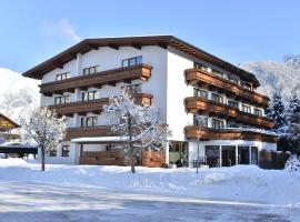 Hotel Alpennest, hotel em Leutasch