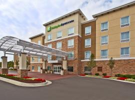 Holiday Inn Express Hotel & Suites Ann Arbor West, an IHG Hotel, hotelli kohteessa Ann Arbor