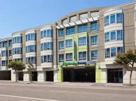 Holiday Inn Express Hotel & Suites Fisherman's Wharf, an IHG Hotel