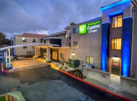 Viesnīca Holiday Inn Express Hotel & Suites Carlsbad Beach, an IHG Hotel pilsētā Kārlsbāda