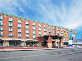 Holiday Inn Express Hotel & Suites Pittsburgh-South Side, an IHG Hotel