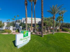 Holiday Inn and Suites Phoenix Airport North, an IHG Hotel, hotel v mestu Phoenix