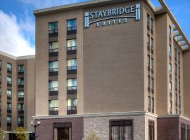 Staybridge Suites Hamilton - Downtown, an IHG Hotel, ξενοδοχείο σε Hamilton