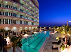 Staybridge Suites Yas Island Abu Dhabi, an IHG Hotel, hotell i Abu Dhabi