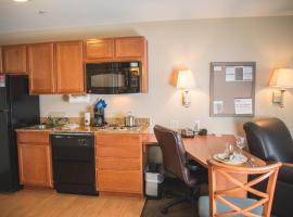 Candlewood Suites Loveland, an IHG Hotel, hotel a Loveland