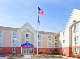 Candlewood Williamsport, an IHG Hotel، فندق في ويليامزبورت