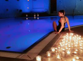 Afrodyta SPA & Wellness Resort, hotel ob plaži v mestu Ośno Lubuskie