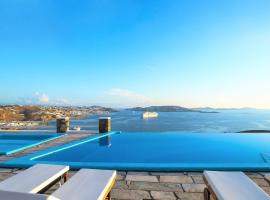 Aeri Villas & Apartments: Tourlos şehrinde bir otel