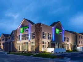 Holiday Inn Express & Suites Rapid City, an IHG Hotel