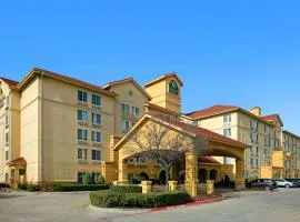 La Quinta by Wyndham DFW Airport South / Irving