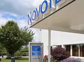 Novotel Amiens Pôle Jules Verne, medencével rendelkező hotel Boves-ban