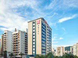 Ibis Florianopolis、フロリアノポリスのホテル