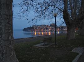 La Baia del Lago, viešbutis mieste Marta