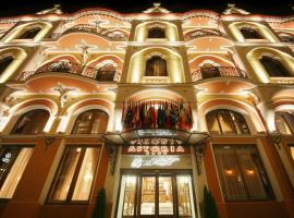 Astoria Grand Hotel, khách sạn ở Oradea