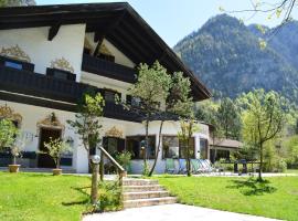 Pension Almhof Baumgarten, hotel u Bad Rajhenhalu