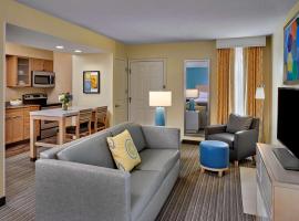 Sonesta ES Suites Cincinnati - Blue Ash, хотел в Блу Аш