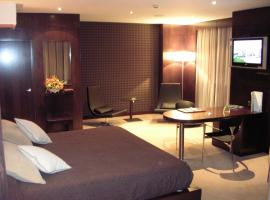 Hotel Francisco II, hotel em Ourense