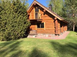 Excellent log house with a sauna in Lahemaa!, khách sạn ở Hara