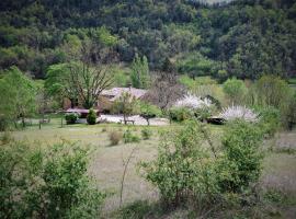 Maison d'hôtes Ainsi Soie t-il, glamping site sa Combovin