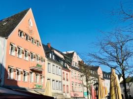 Hotel am Markt, hotel in Saarburg