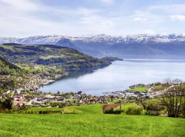 Hardangerfjord Hotel – hotel w mieście Øystese