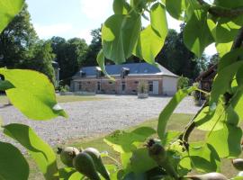 Chambres d'Aumont, medencével rendelkező hotel Aumont-ban