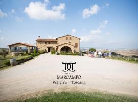 Agriturismo Podere Marcampo, hotel u gradu Voltera