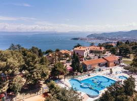 Belvedere Resort Hotels, hotelli kohteessa Izola