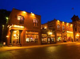 Celebrity Hotel, hotel v mestu Deadwood