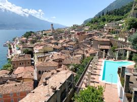 Hotel Castell - Montagnoli Group, hotel v mestu Limone sul Garda